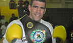 Pugilista com maior número de lutas por título brasileiro