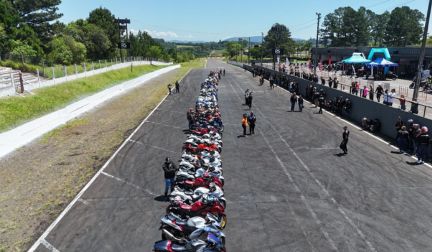 Maior Desfile de Hayabusa em Autódromo