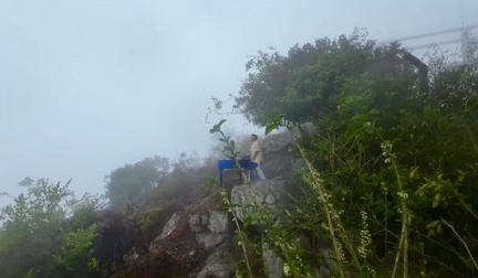 Primeiro Pianista a Tocar Piano em um Pico no Brasil