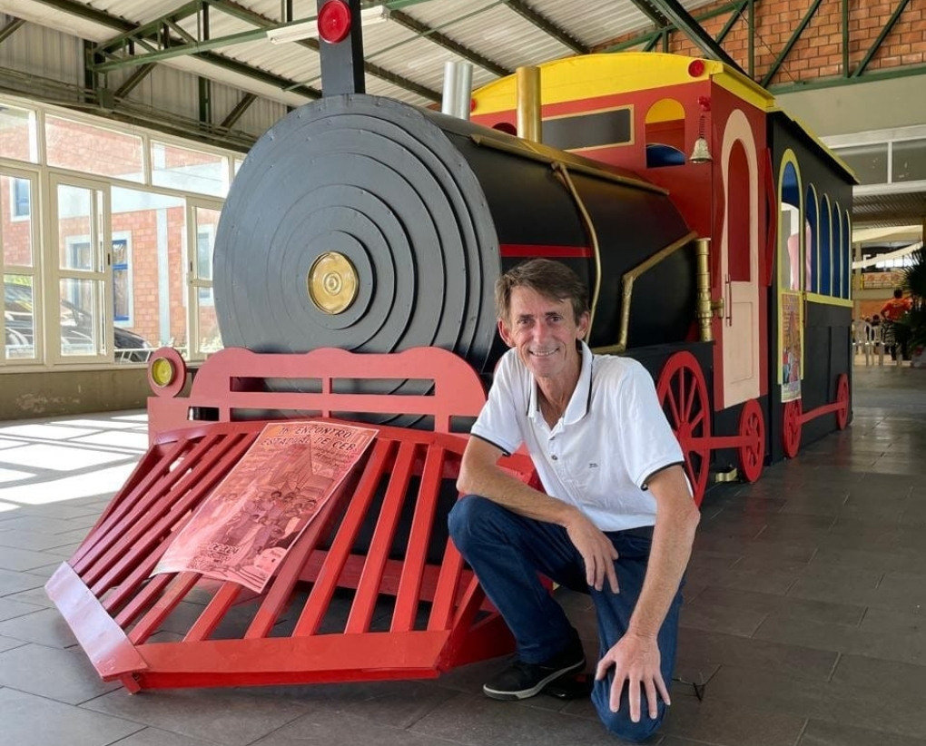 Maior Conjunto de Obras Artesanais de Grande Porte com Materiais Reciclados do Brasil
