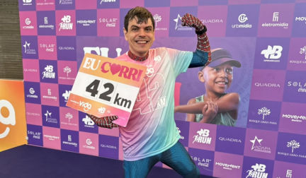 Maior Distância Percorrida em Esteira Fantasiado no Brasil