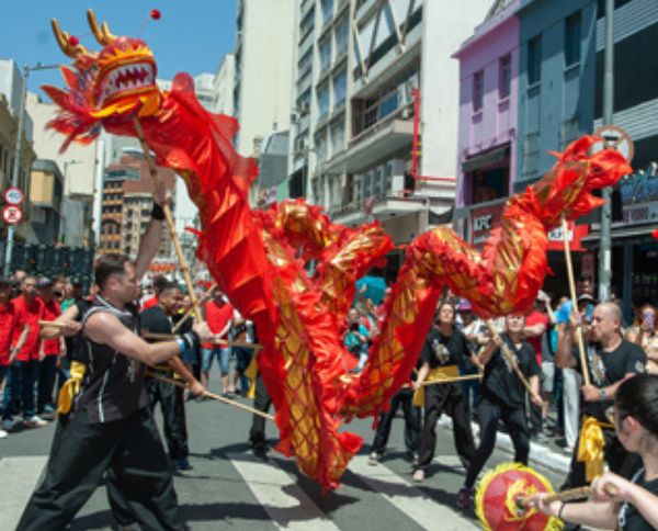 Festival da Lua Chinês Promete Bater Recorde com o Maior Dragão em São Paulo